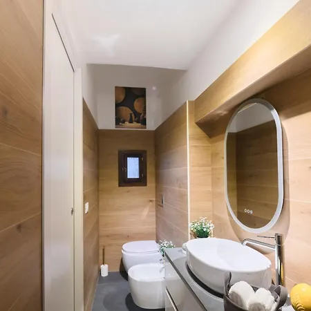 Almatros Design Ambra In Palazzo Storico شقة *